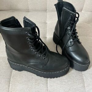 Black Women's Combat Boots